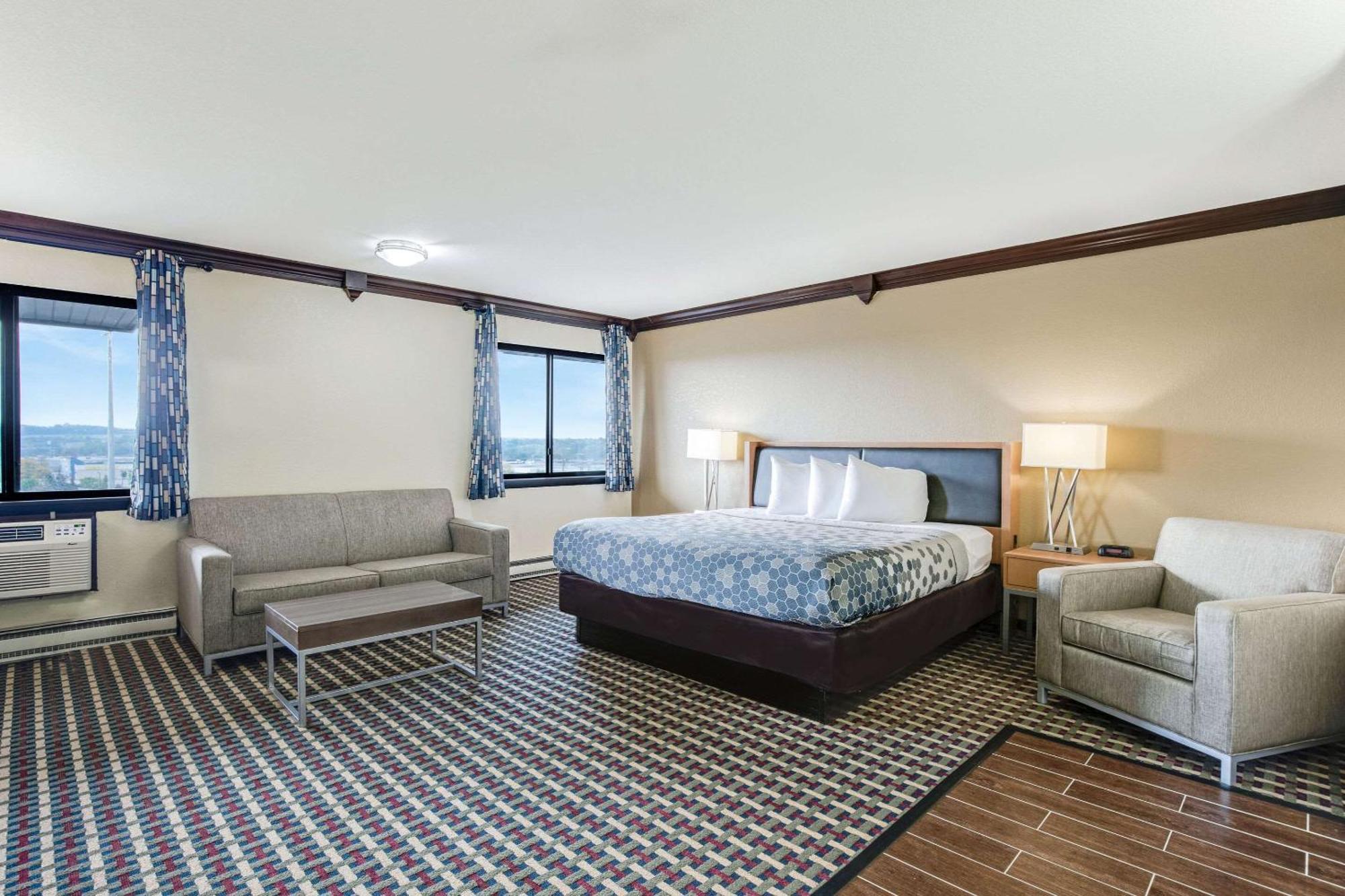 Econo Lodge Madison East Eksteriør billede