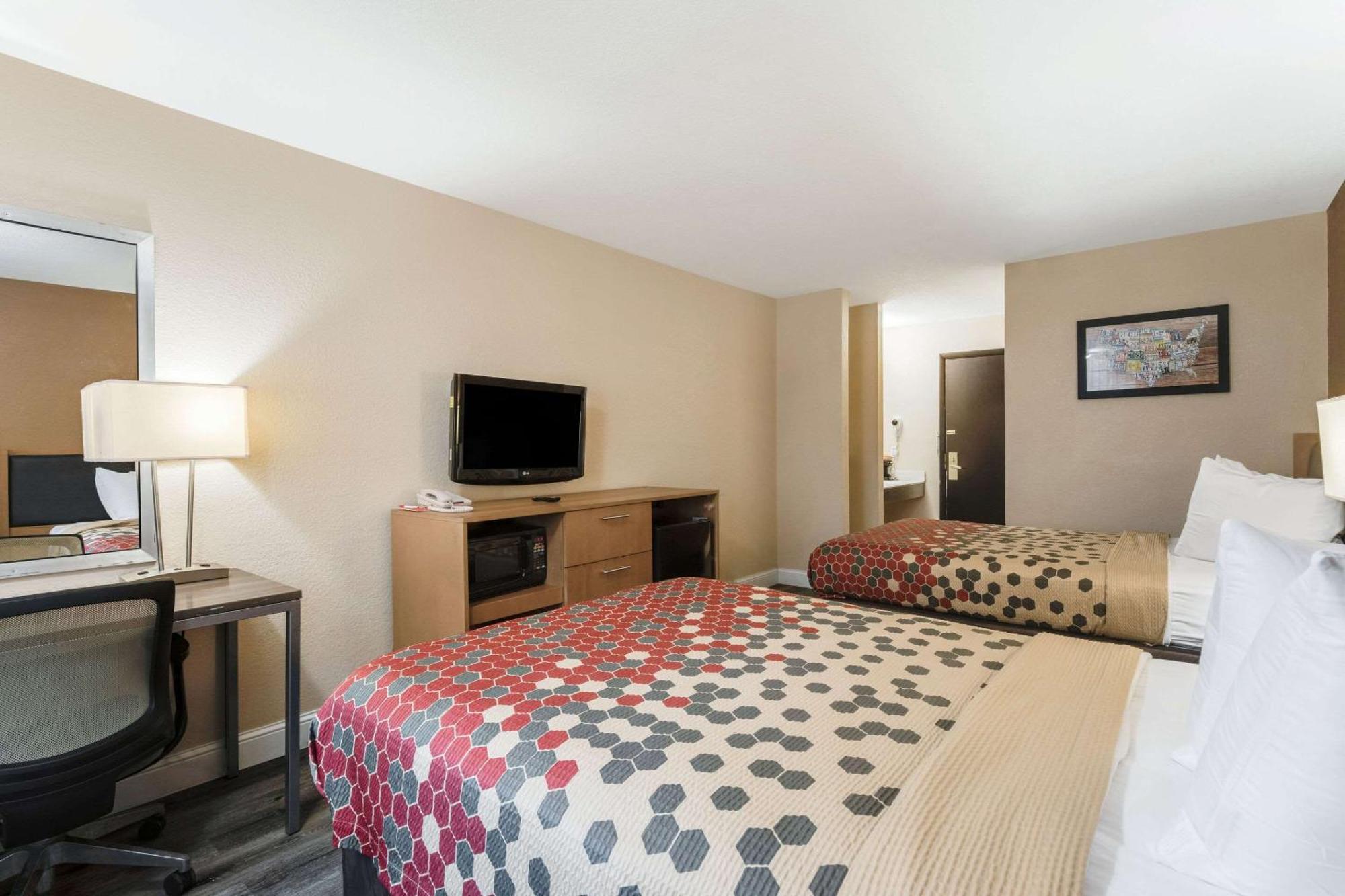 Econo Lodge Madison East Eksteriør billede